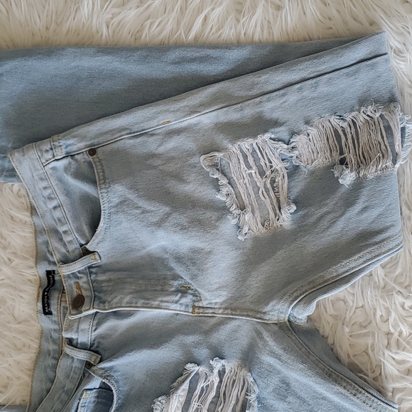 Brandy Melville Distressed Denim Pants Long Size Small - Picture 7 of 16